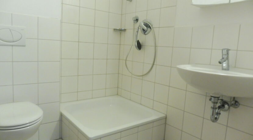 F0-2303-Badezimmer