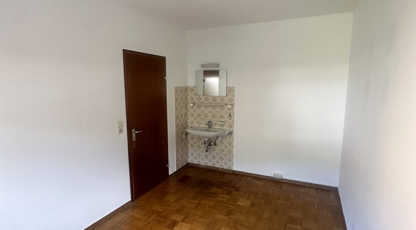 R3-0114-Zimmer 3