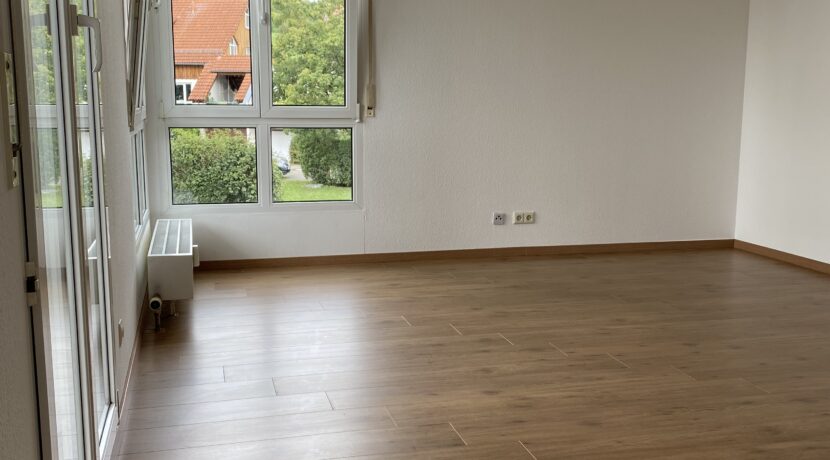 B5-0326-Wohnzimmer (2)