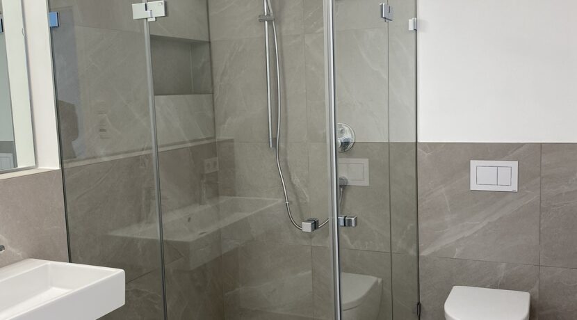 N2-0175-Badezimmer