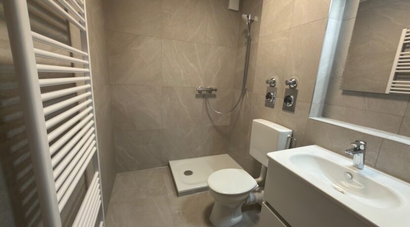 23-0014-Badezimmer 1