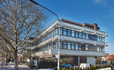 Detailansicht Hausansicht der Immobilie Tiefgaragenstellplatz