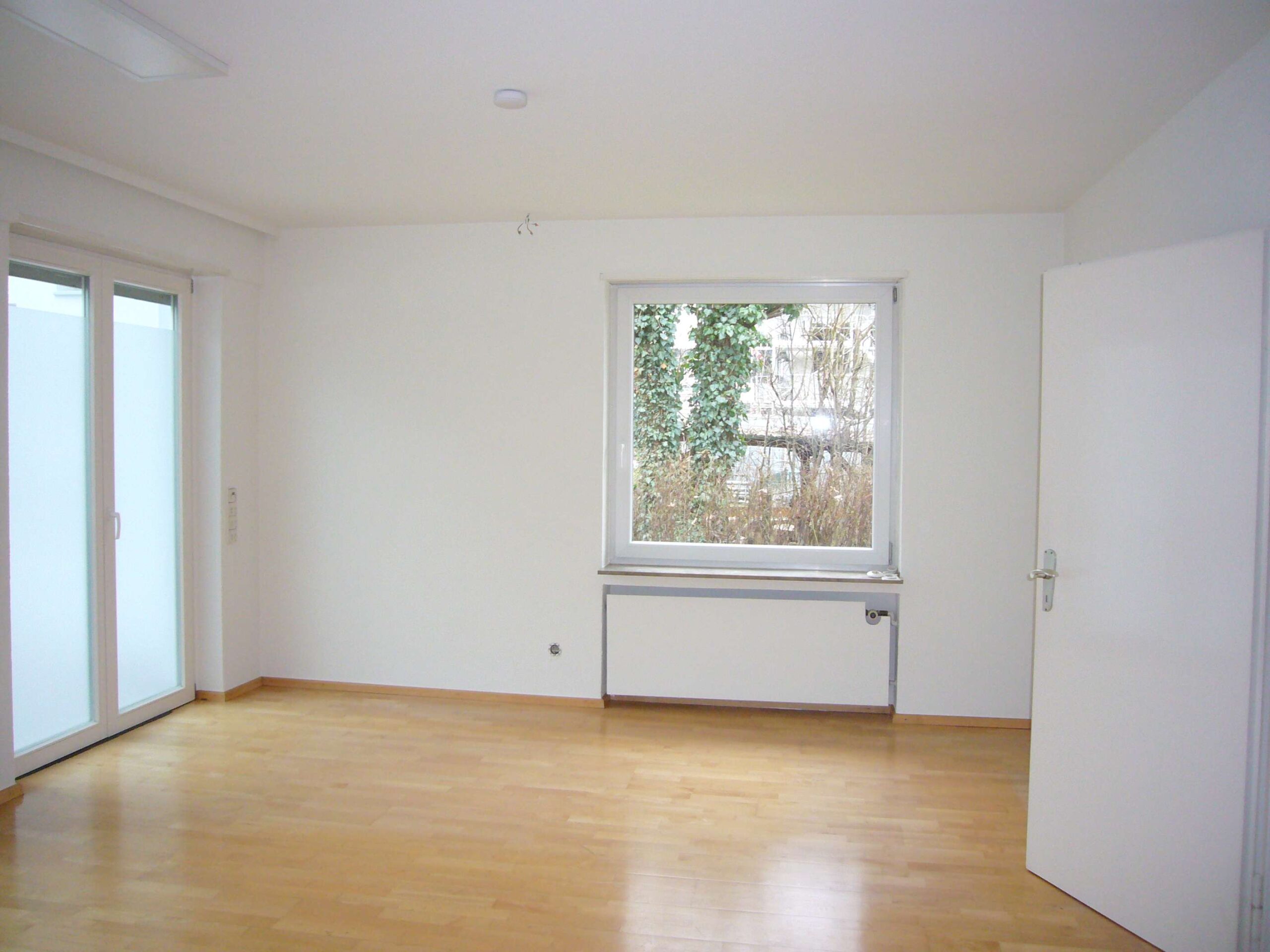 Detailansicht Zimmer der Immobilie STUDENTEN AUFGEPASST! Schönes WG Zimmer Nähe FH zu vermieten!