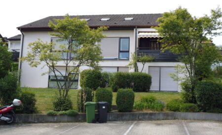 Detailansicht Hausansicht der Immobilie Stellplatz im Freien