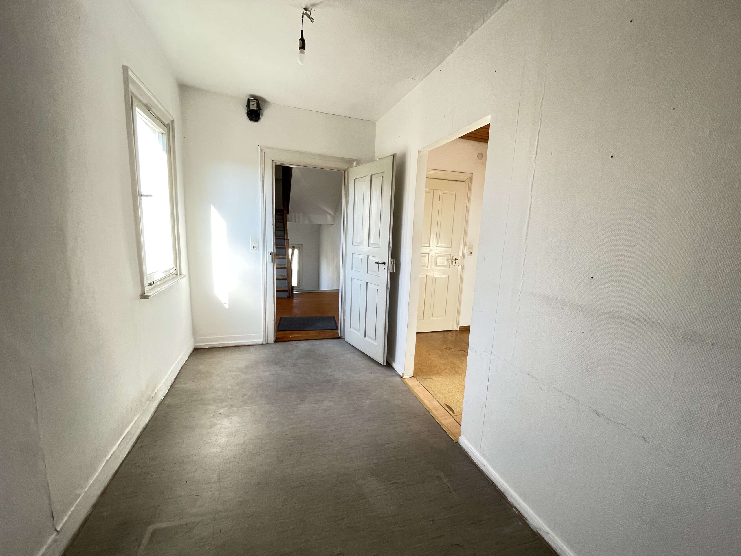 Detailansicht Schlafzimmer der Immobilie Zimmer in einer 4er-WG in einem Studentenwohnheim in Reutlingen