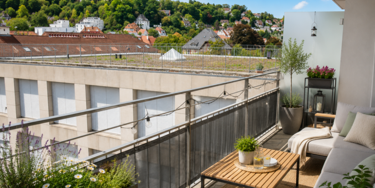 Balkon bspl. Möblierung