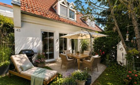 Detailansicht Terrasse bspl. KI-Möblierung der Immobilie Schöne Doppelhaushälfte in ruhiger Lage