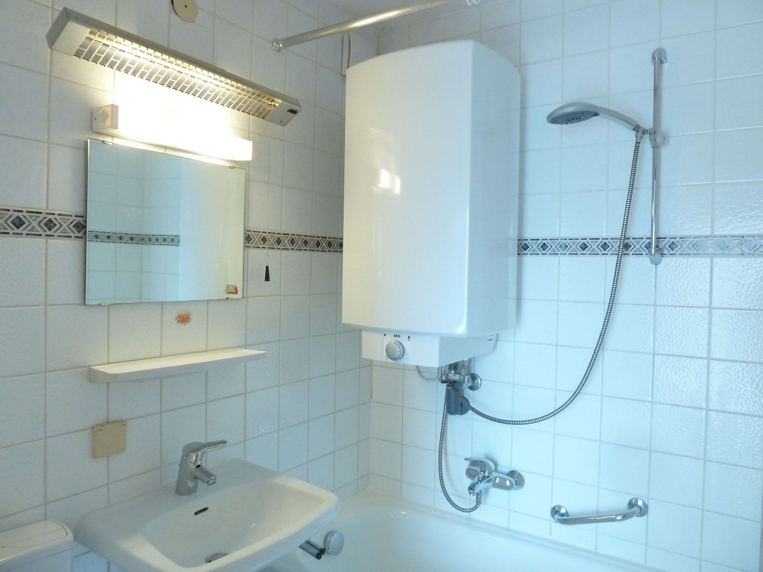 Detailansicht Badezimmer der Immobilie Gepflegte 1-Zimmer-Wohnung in Ohmenhausen