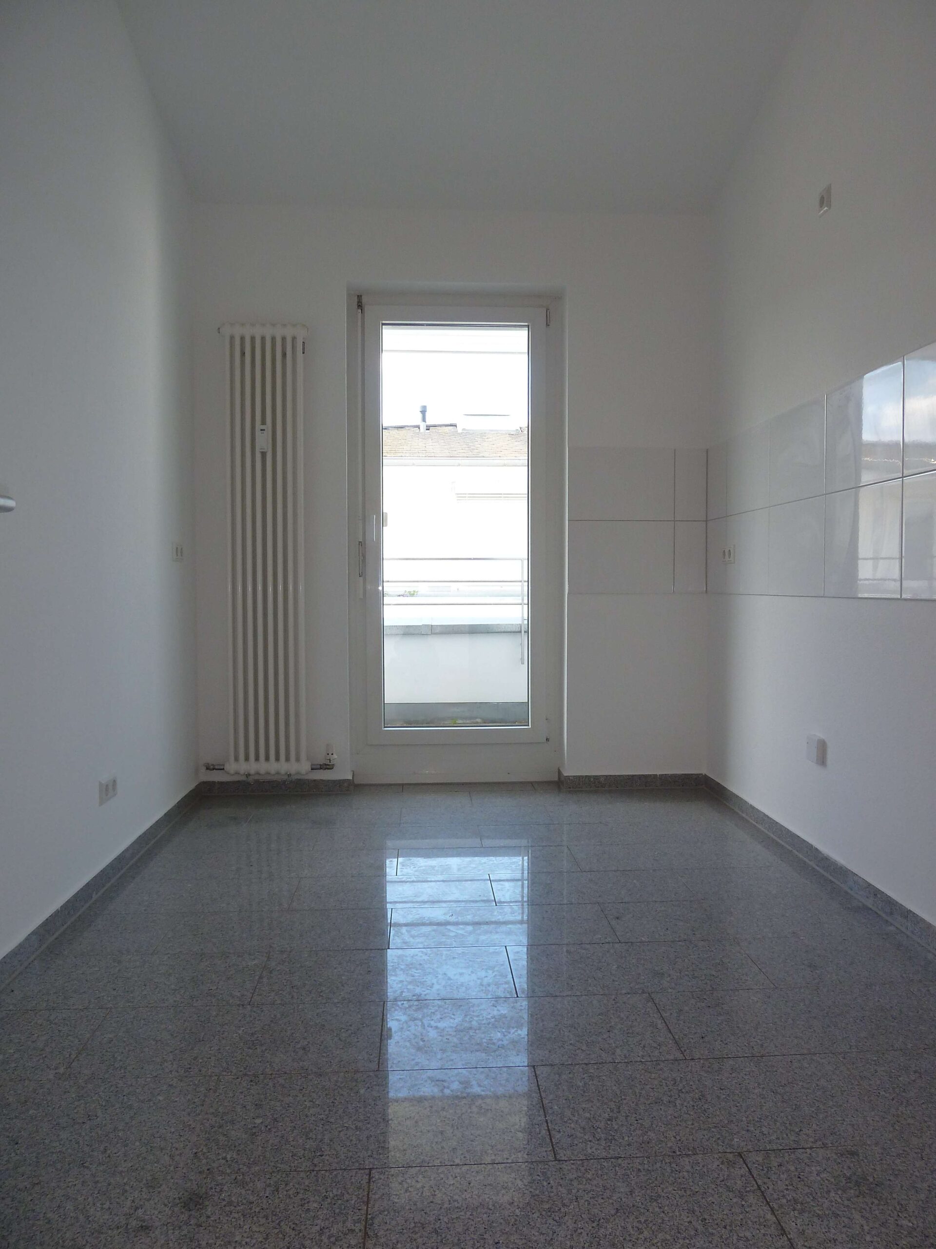 Detailansicht Küche der Immobilie Sehr helle 3-Zimmer-Penthouse-Wohnung "Am Georgenberg"