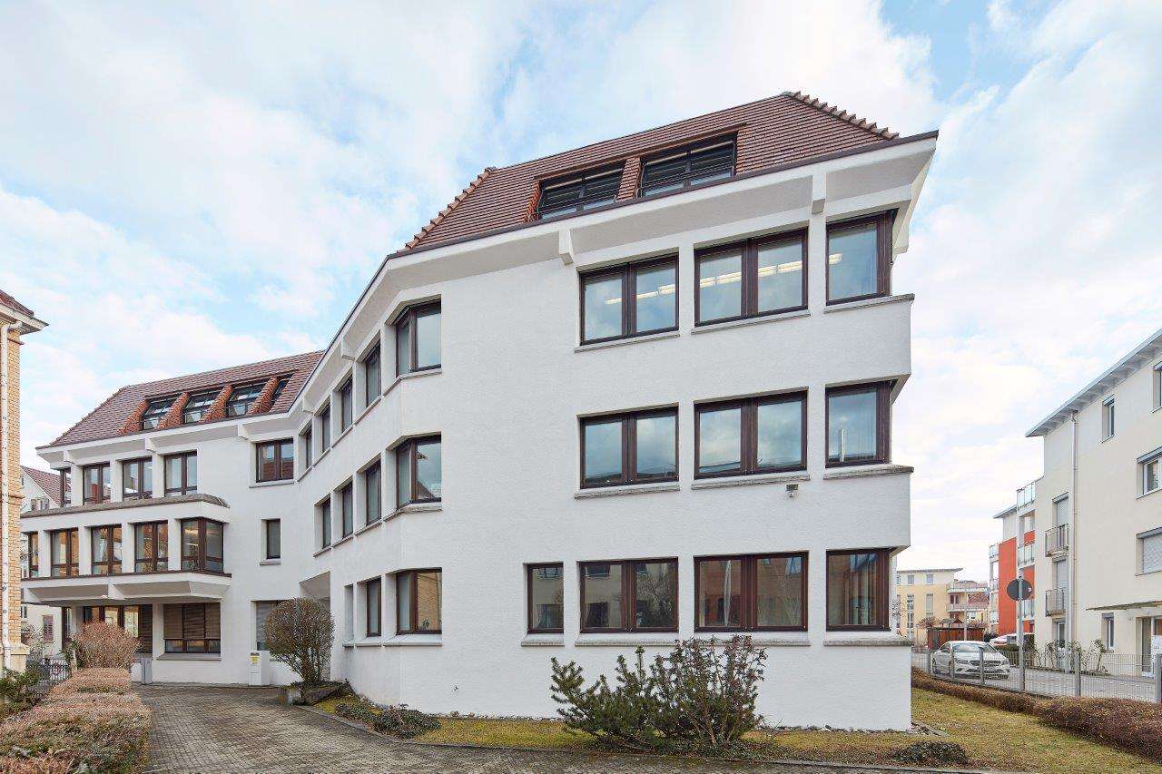 Detailansicht Außenansicht der Immobilie Zentrumnahes Büro-/Praxisgebäude