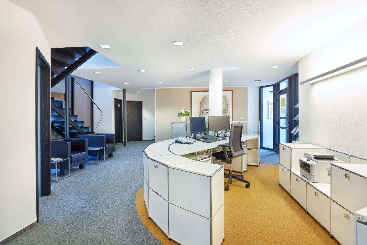 Detailansicht Empfangsbereich der Immobilie Zentrumnahes Büro-/Praxisgebäude
