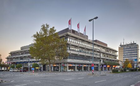 Detailansicht 16_Außenansicht (2) der Immobilie Schöne Büro- oder Praxisfläche in exponierter Lage