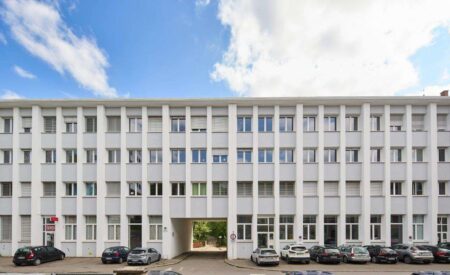 Detailansicht Außenansicht der Immobilie Laden/Büro-Einheit an der Echaz