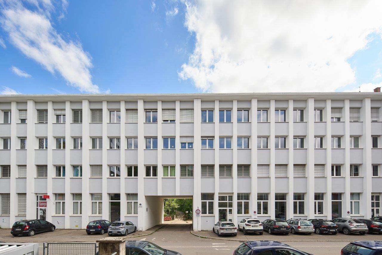 Detailansicht Außenansicht der Immobilie Laden/Büro-Einheit an der Echaz