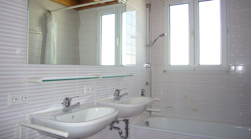 C3-0532-Badezimmer (1)