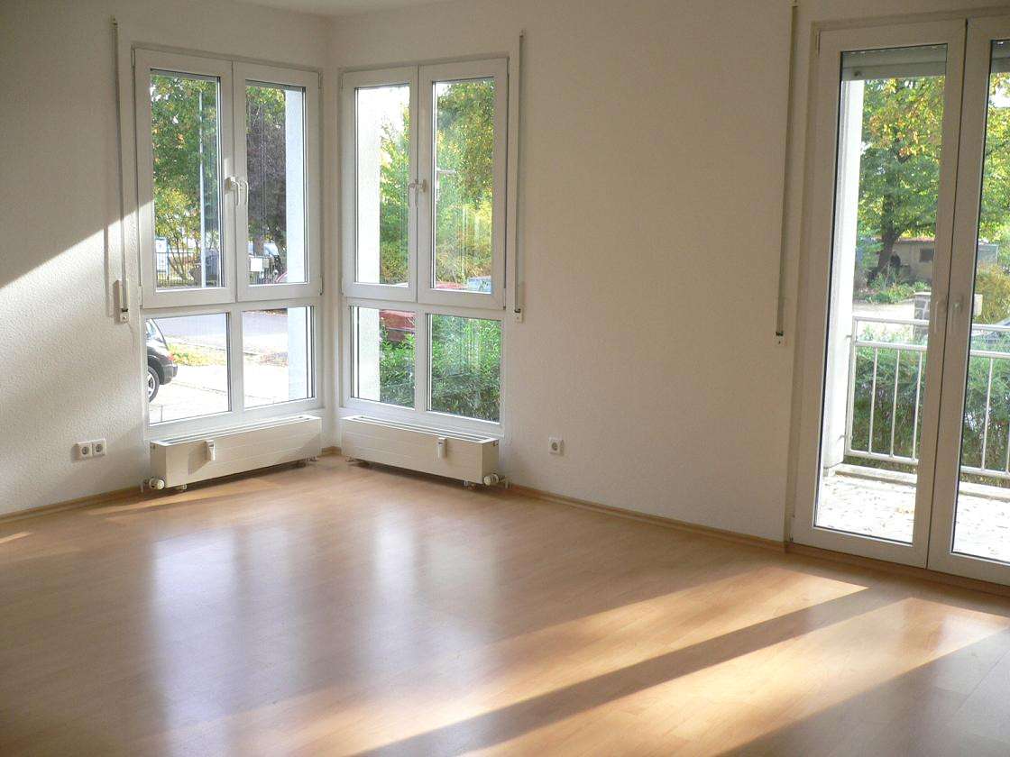 Detailansicht Wohn-/Schlafzimmer der Immobilie Helle und gemütliche 1-Zimmer-Wohnung am Stadtpark in Chemnitz - Uninah gelegen