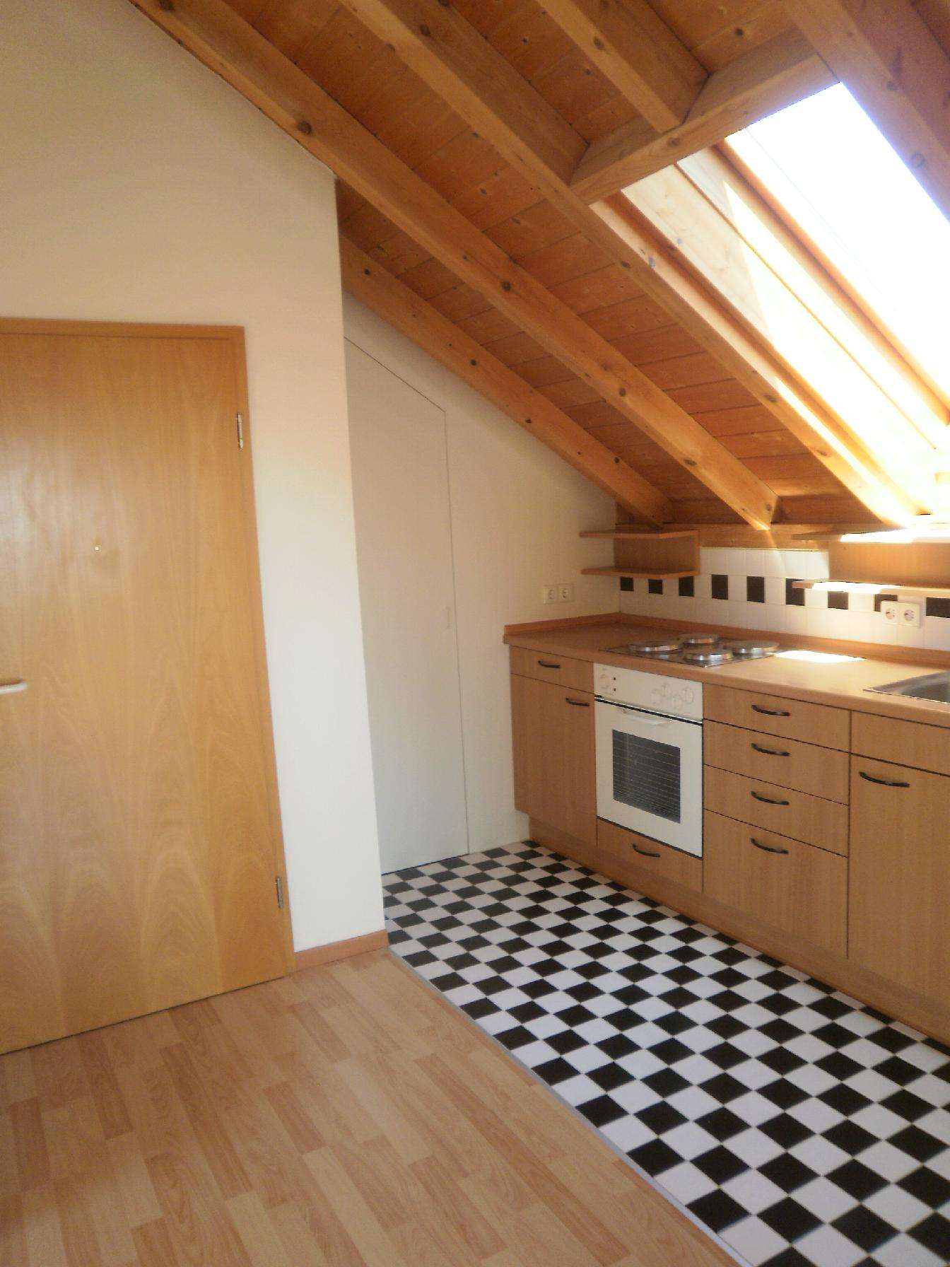 Detailansicht Küche der Immobilie Schöne 1-Zimmer-Studiowohnung in Pliezhausen
