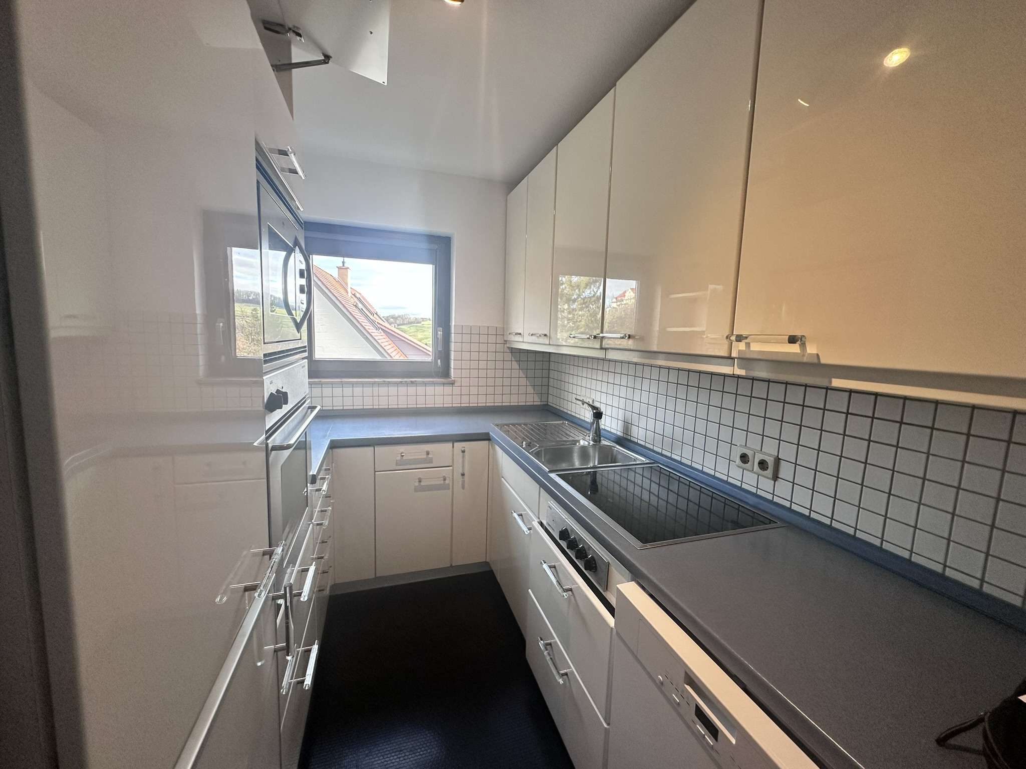 Detailansicht Küche der Immobilie Ruhig gelegene 3,5-Zimmer-Maisonettewohnung in Tübingen