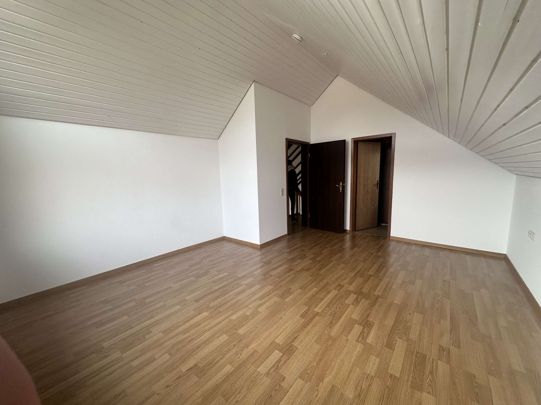 Detailansicht Schlafzimmer der Immobilie Ruhig gelegene 3,5-Zimmer-Maisonettewohnung in Tübingen