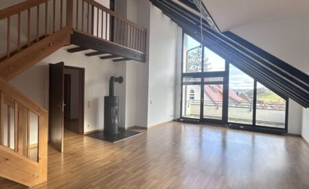 Detailansicht Wohnzimmer der Immobilie Ruhig gelegene 3,5-Zimmer-Maisonettewohnung in Tübingen