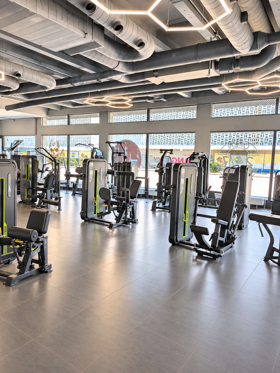 Detailansicht Fitness 4 der Immobilie Laden und/oder Büro direkt am Hauptbahnhof