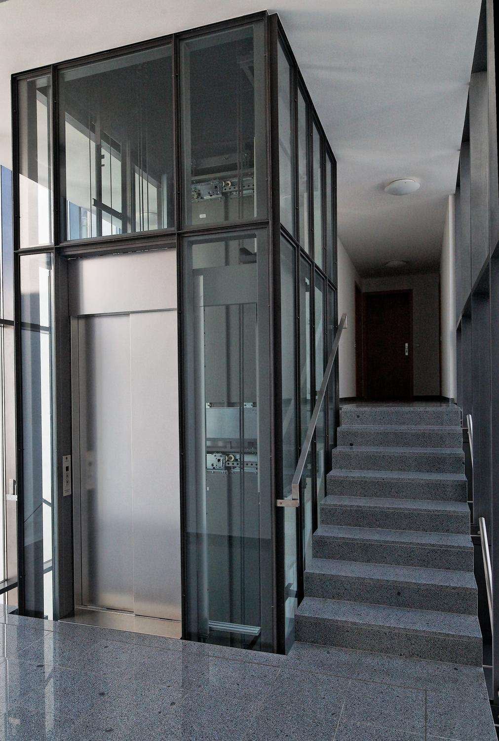 Detailansicht Treppenhaus der Immobilie Sehr schöne 3-Zimmer-Wohnung am Fuße der Achalm