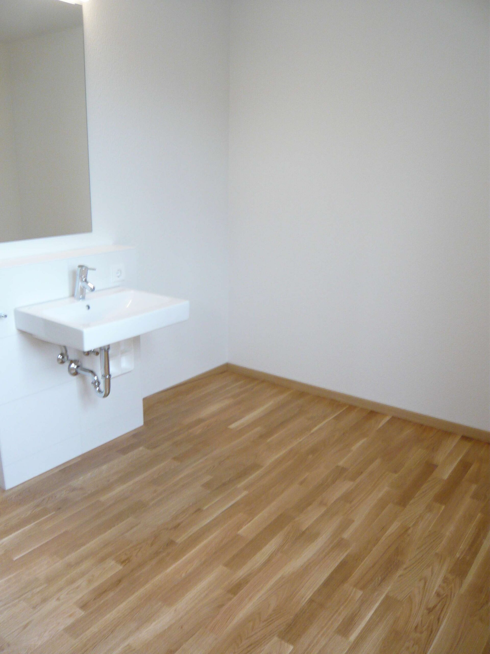 Detailansicht Zimmer der Immobilie STUDENTEN AUFGEPASST! Schönes WG Zimmer zu vermieten!