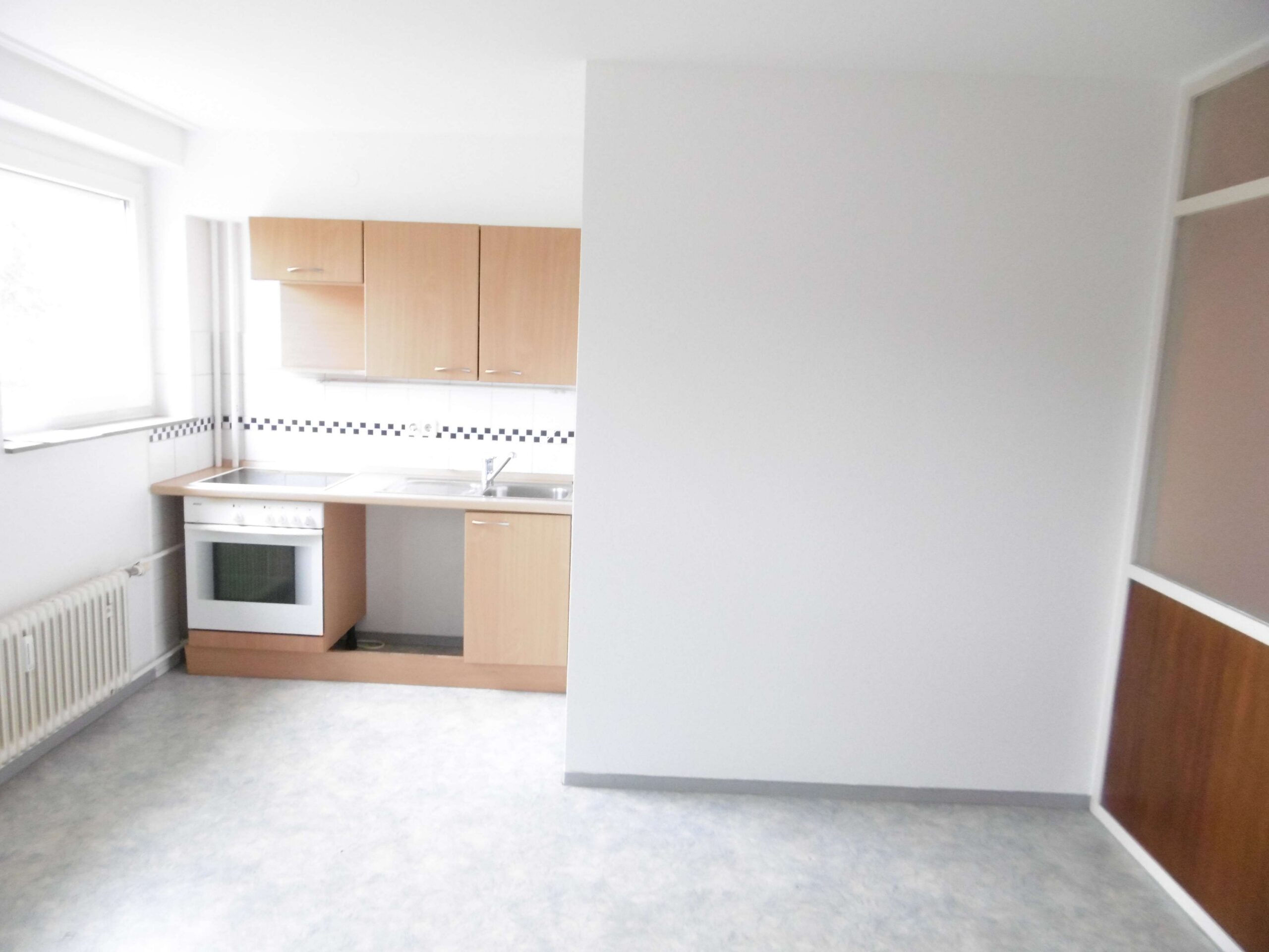 Detailansicht Küche  der Immobilie WG-geeignete 2,5-Zimmer-Wohnung in Reutlingen
