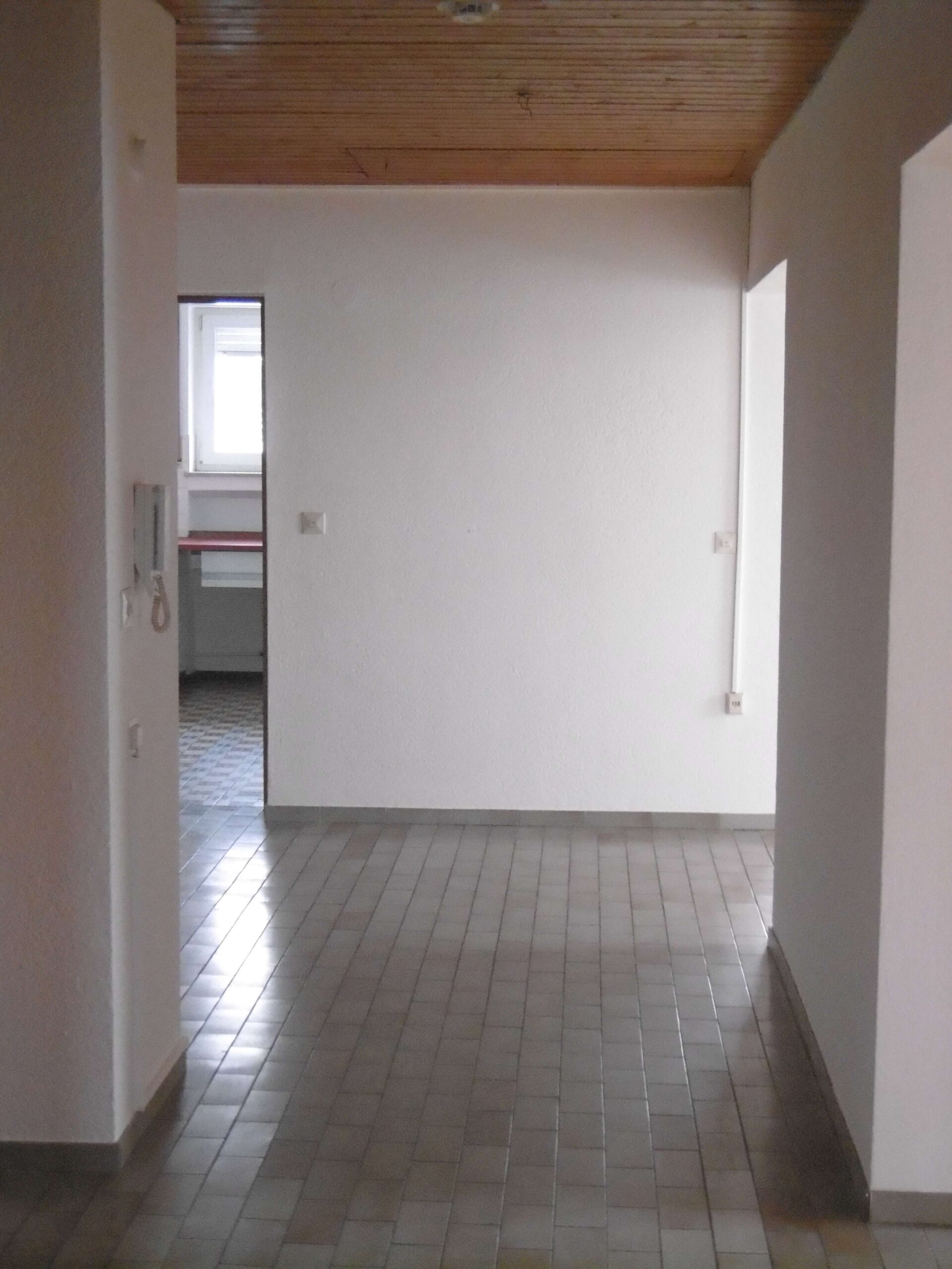 Detailansicht Flur der Immobilie 4,5-Zimmer-Wohnung mit schöner Aussicht