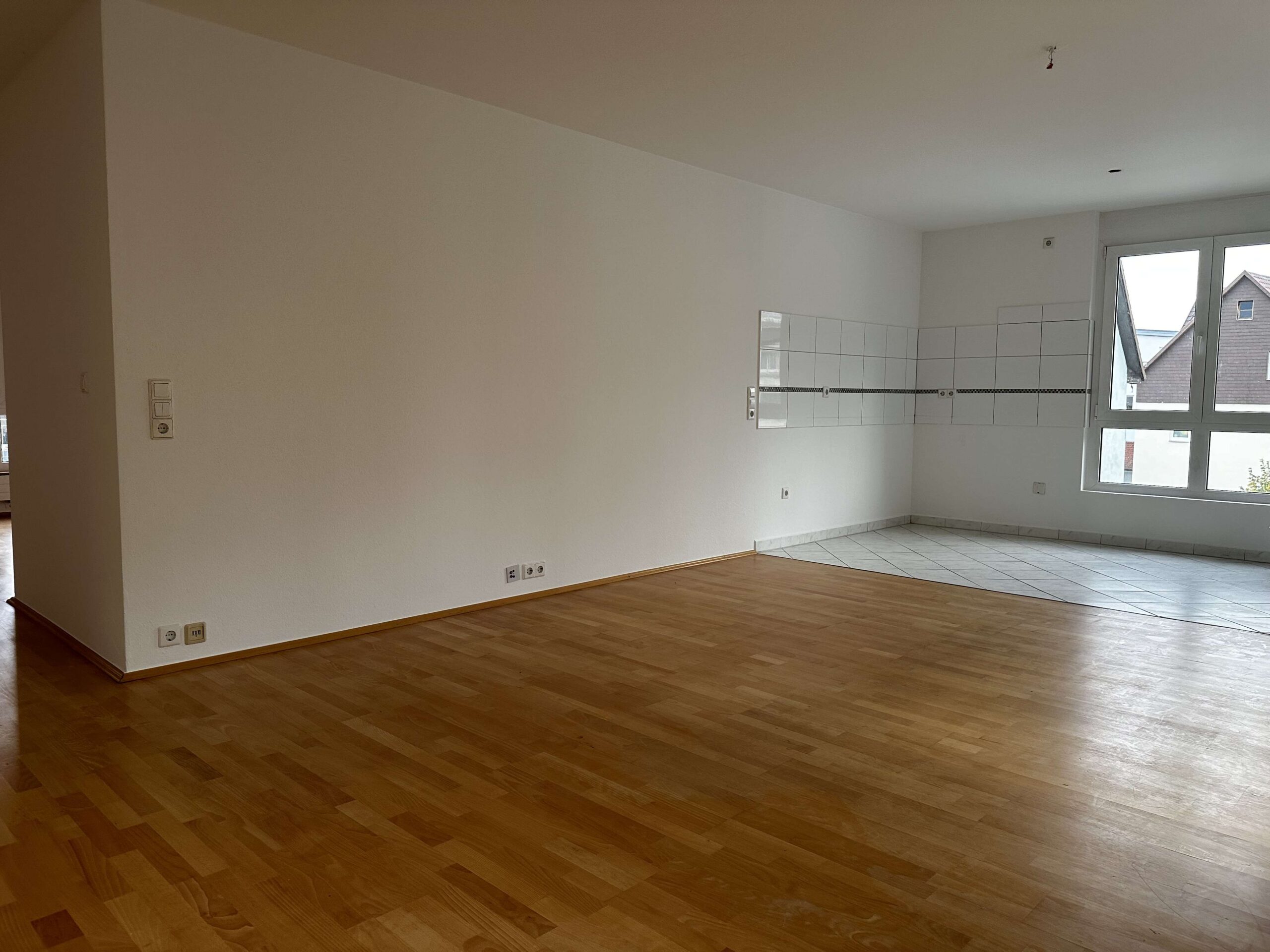 Detailansicht Wohnzimmer der Immobilie Zentrumsnahe 3-Zimmer-Wohnung in Reutlingen