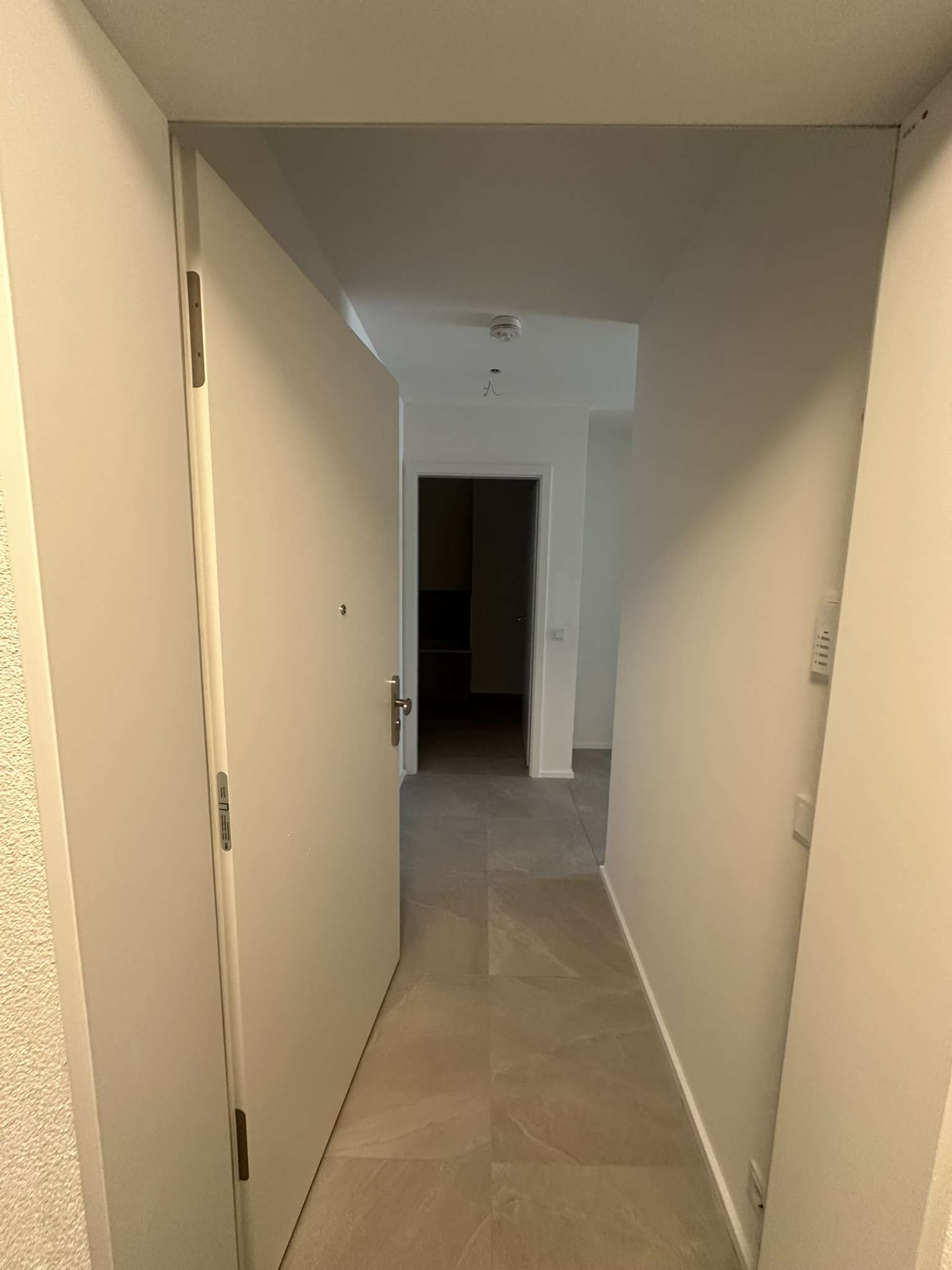 Detailansicht Flur der Immobilie *Neubau* 4-Zi.-Wohnung im 5. Obergeschoss