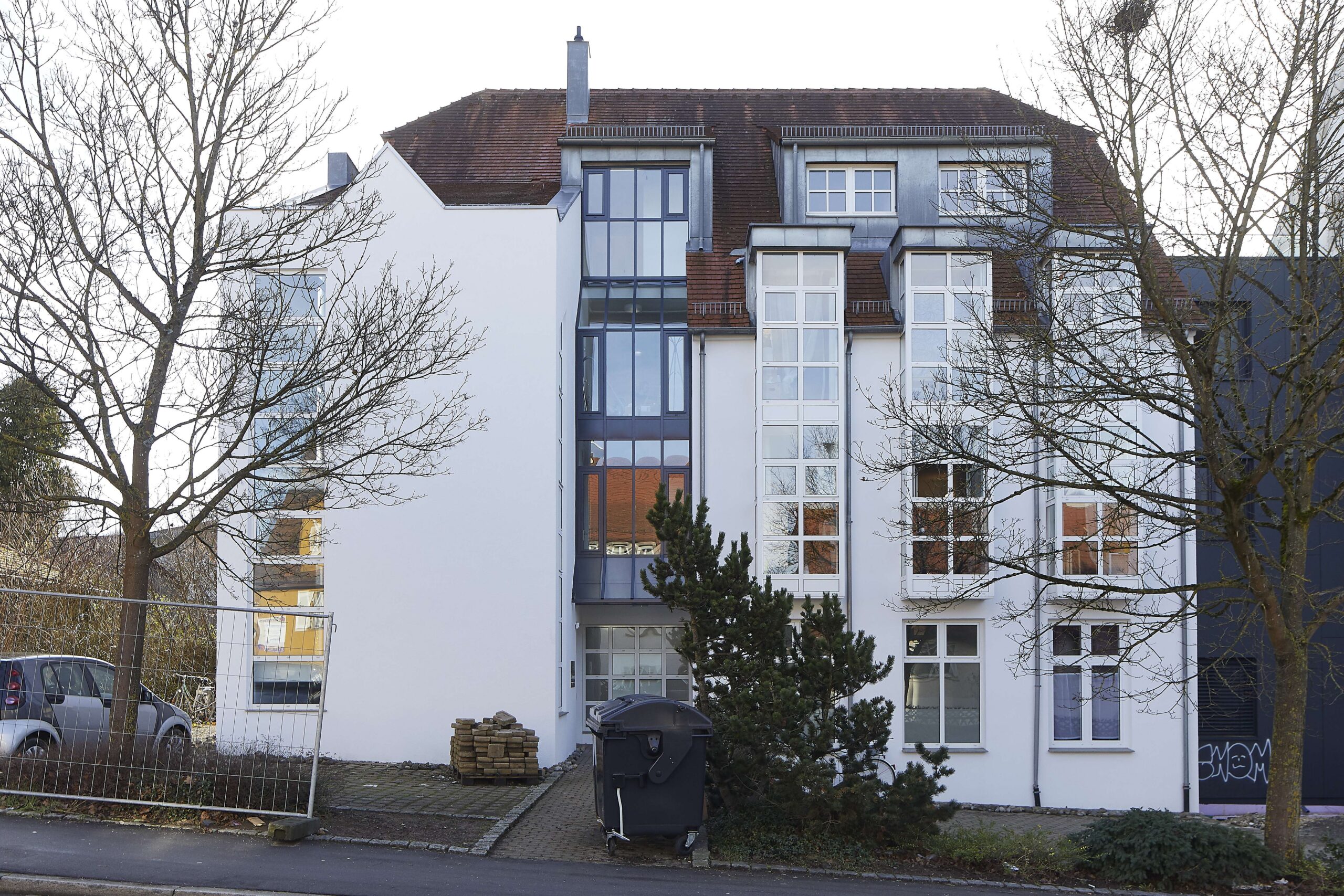 Detailansicht Hausansicht der Immobilie STUDENTEN AUFGEPASST! Schönes WG Zimmer zu vermieten!