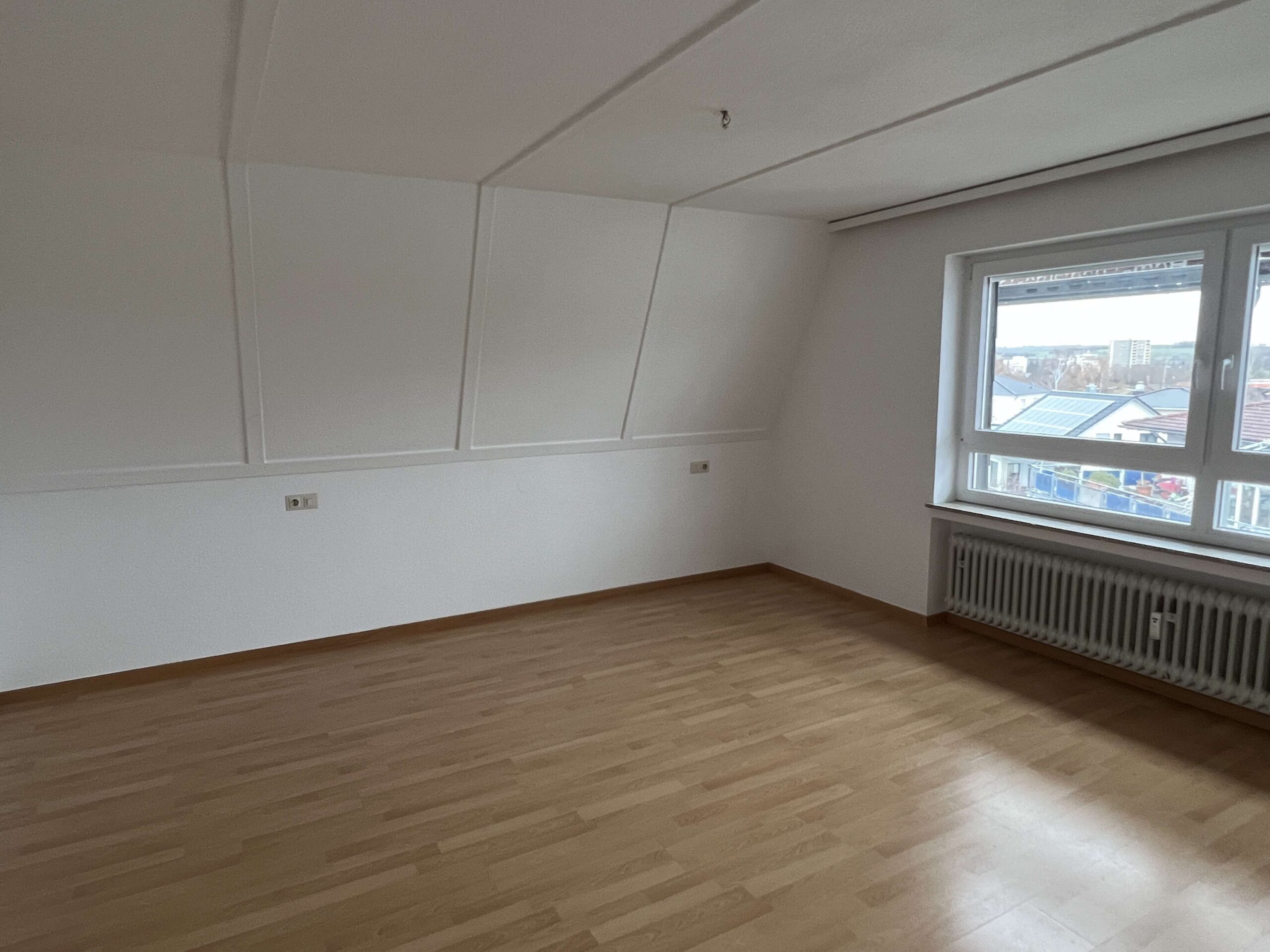 Detailansicht Schlafzimmer der Immobilie 4,5-Zimmer-Wohnung mit schöner Aussicht