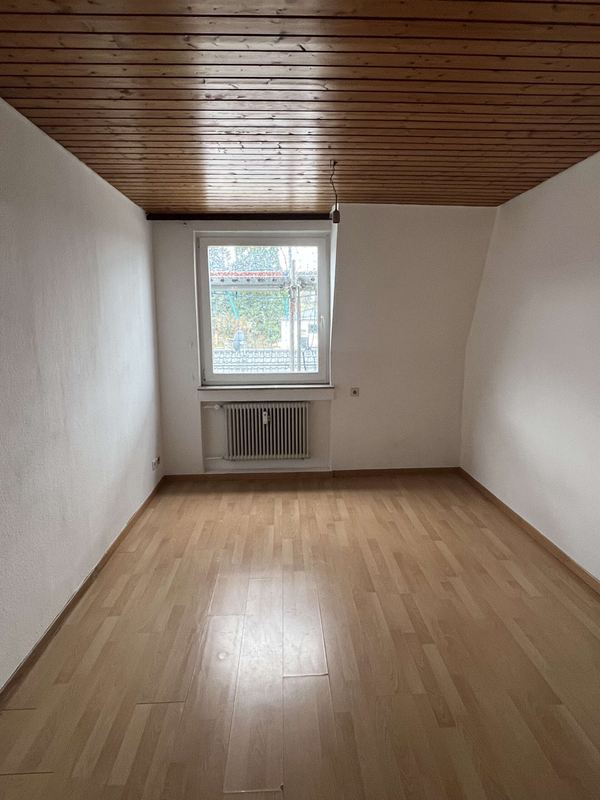 Detailansicht Kinderzimmer der Immobilie 4,5-Zimmer-Wohnung mit schöner Aussicht