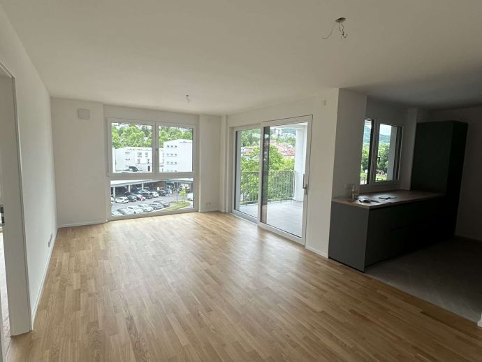 Detailansicht Wohnzimmer der Immobilie *Neubau* 4-Zi.-Wohnung im 5. Obergeschoss