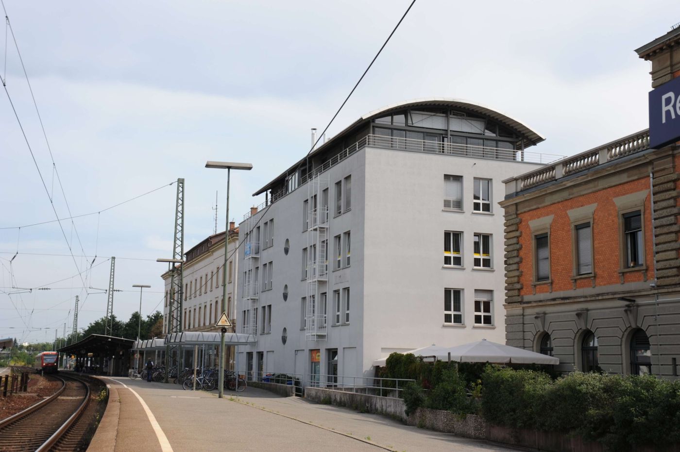 Detailansicht Hausansicht der Immobilie Stellplatz auf einem Stapelparker in zentralter Lage