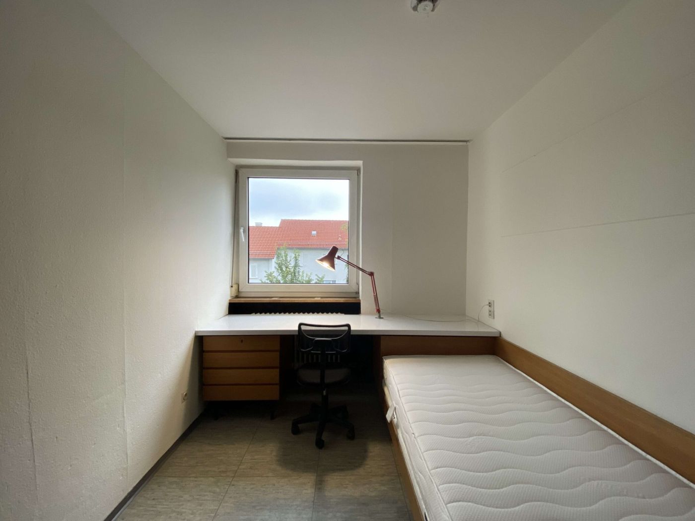 Detailansicht Schlafzimmer der Immobilie Studentenzimmer in einem Wohnheim in Tübingen