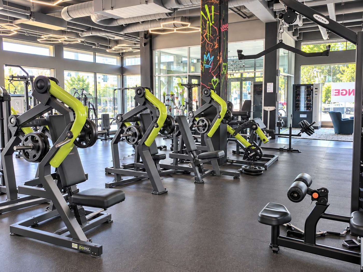 Detailansicht Fitness 3 der Immobilie Laden und/oder Büro direkt am Hauptbahnhof
