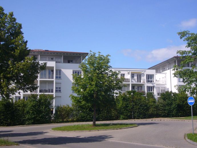 Detailansicht Hausansicht der Immobilie Charmante 2,5 Zimmer-Studio-Wohnung mit Galerie in Lustnau