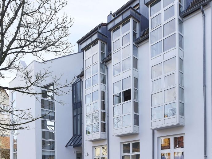 Detailansicht Hausansicht der Immobilie STUDENTEN AUFGEPASST! Schönes WG Zimmer zu vermieten!